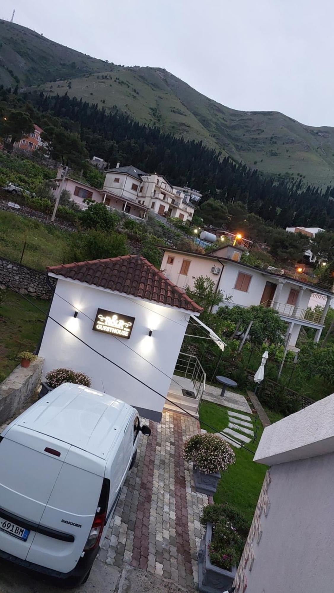 R&R Gesthouse Otel Široka Dış mekan fotoğraf