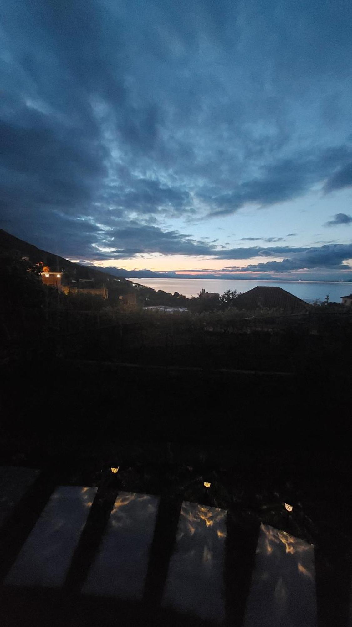 R&R Gesthouse Otel Široka Dış mekan fotoğraf