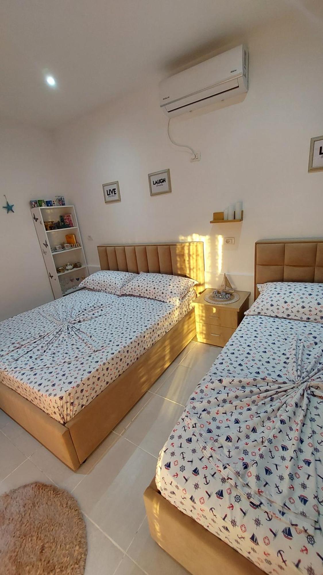 R&R Gesthouse Otel Široka Dış mekan fotoğraf