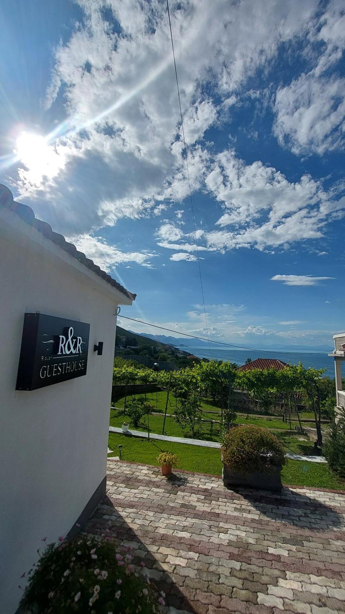 R&R Gesthouse Otel Široka Dış mekan fotoğraf