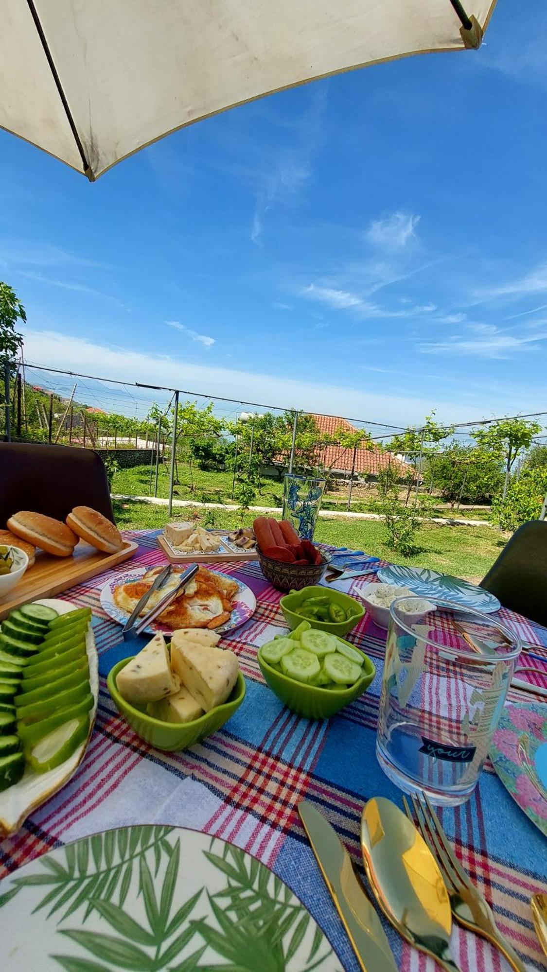 R&R Gesthouse Otel Široka Dış mekan fotoğraf