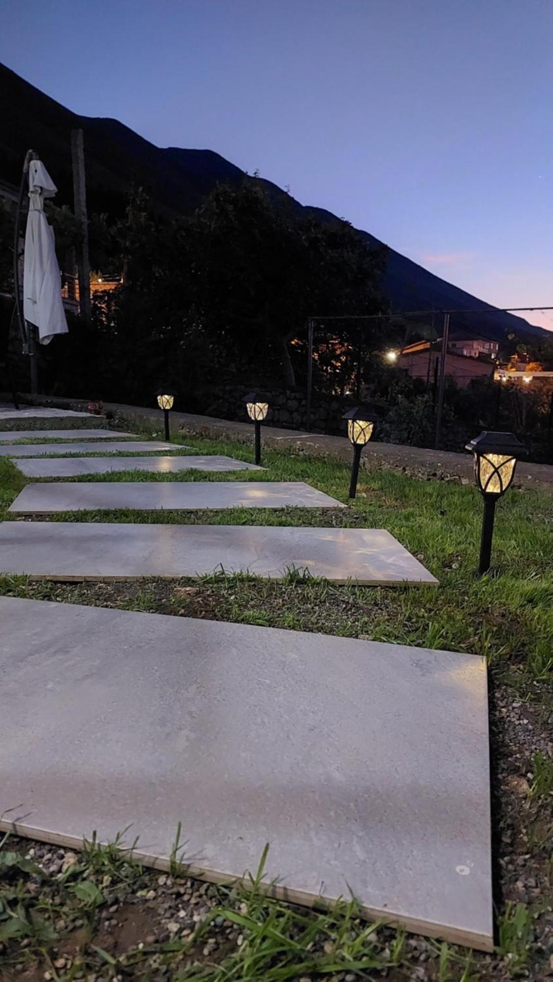 R&R Gesthouse Otel Široka Dış mekan fotoğraf