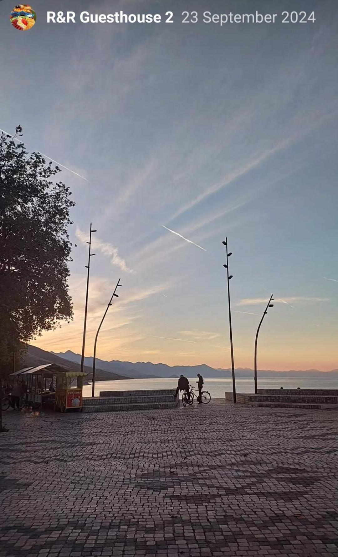 R&R Gesthouse Otel Široka Dış mekan fotoğraf